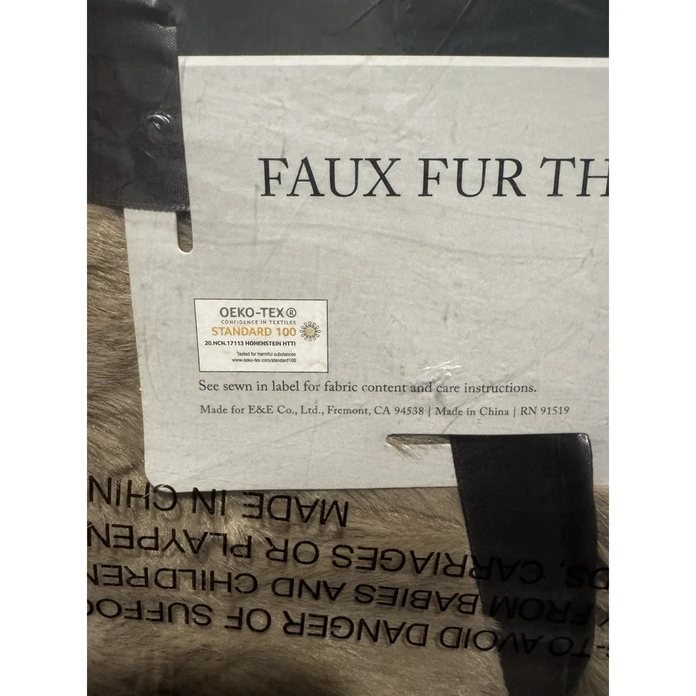 Madison Parker Faux Fur Throw Blanket Premium‎ (Reversible)- Tan/Beige 50x60 NWT